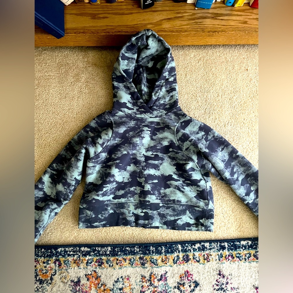Lululemon Loungeful Crop Camo Hoodie